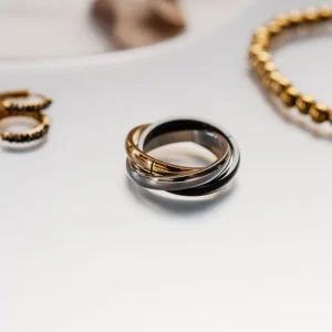 Anillo Burdeos Negro