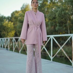 Pantalón de invitada de encaje Modelo NUDE
